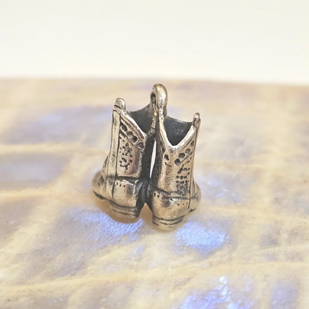 James Avery Sterling Silver 925 Pair of Cowboy Boots Charm Pendant